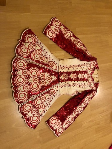 Red and white - red,