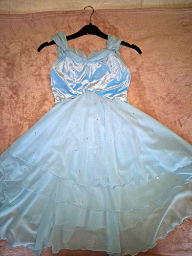 Stunning girls light blue - light,