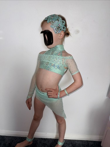 Slow starter dance costume - slow,